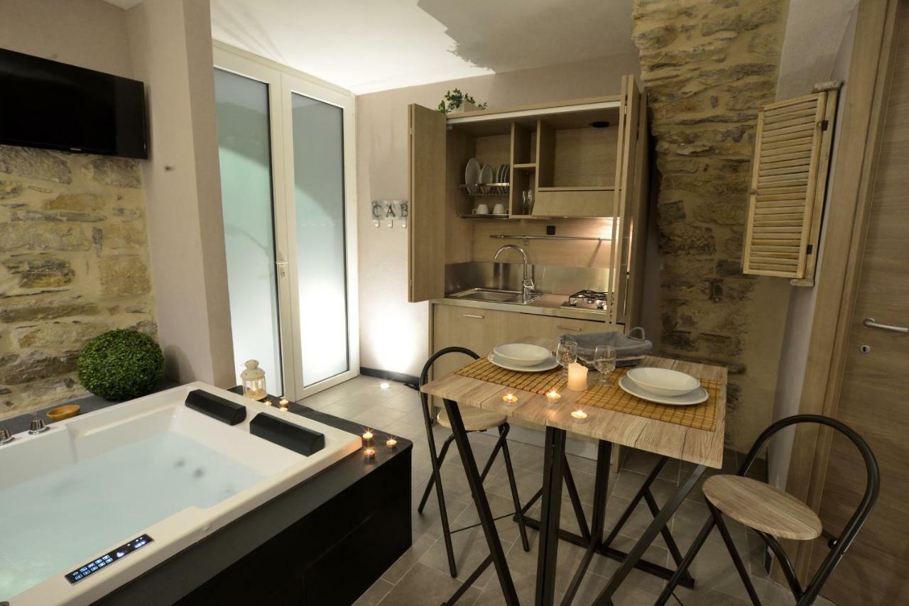 Chalet in Liguria Villa Vasia Esterno foto